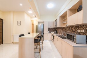 럭셔리 아파트, 1층 | 2 개의 침실, 이집트산 면 시트, 고급 침구, 각각 다른 스타일의 인테리어