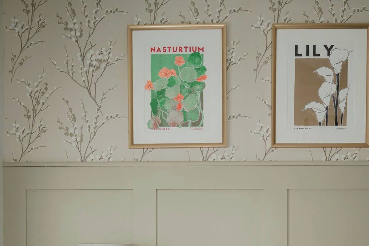 Double Room (Non Pet Friendly) | Iron/ironing board (on request), WiFi (free)