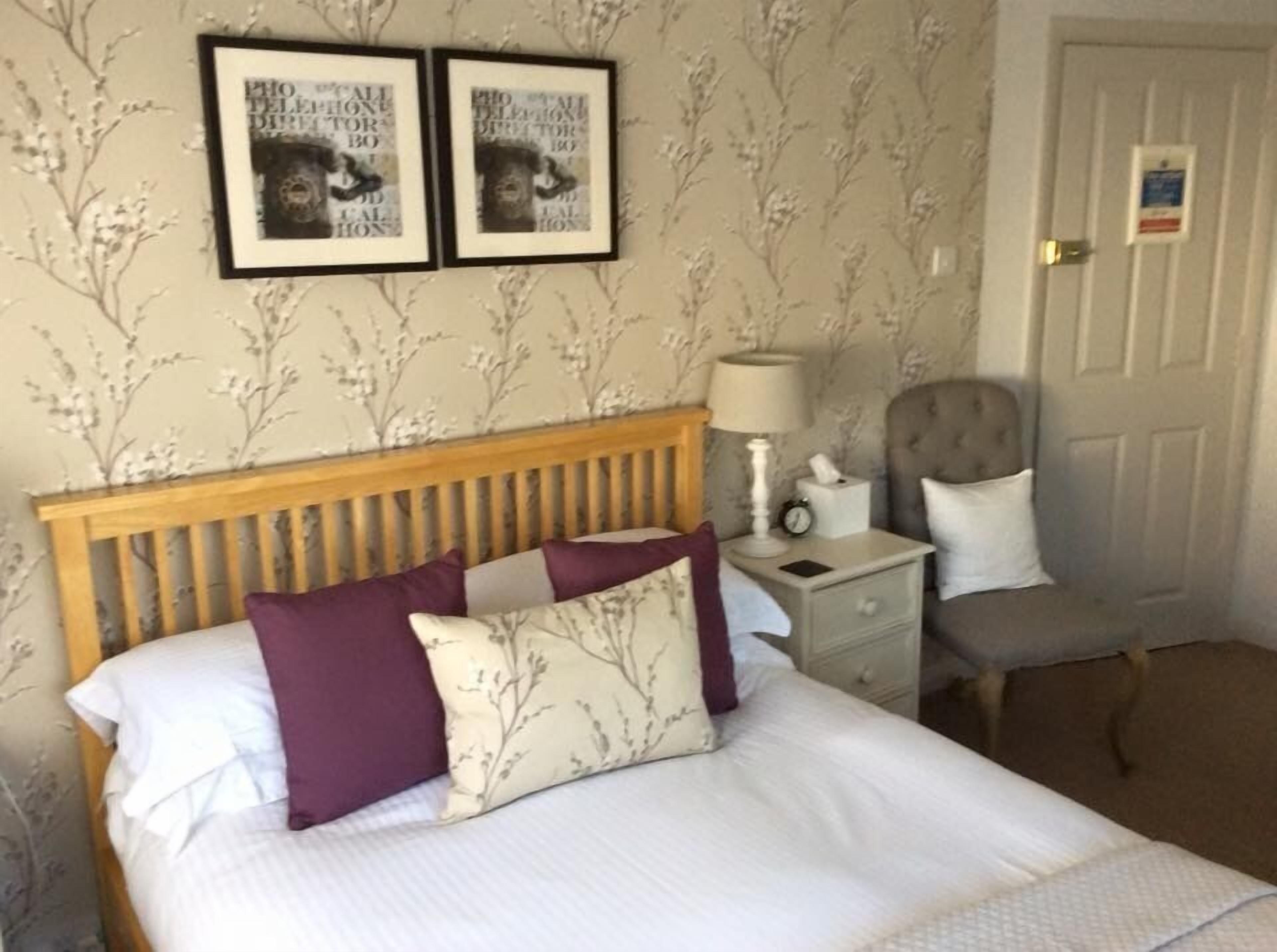 Double Room (Non Pet Friendly) | Iron/ironing board, free WiFi