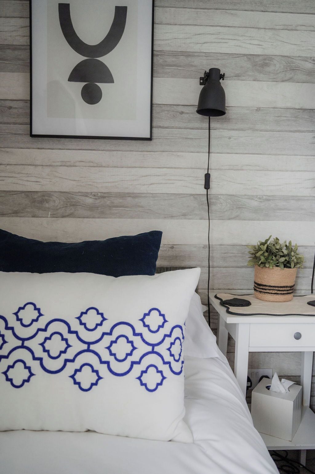 Family Room (Non Pet Friendly) | Iron/ironing board (on request), free WiFi
