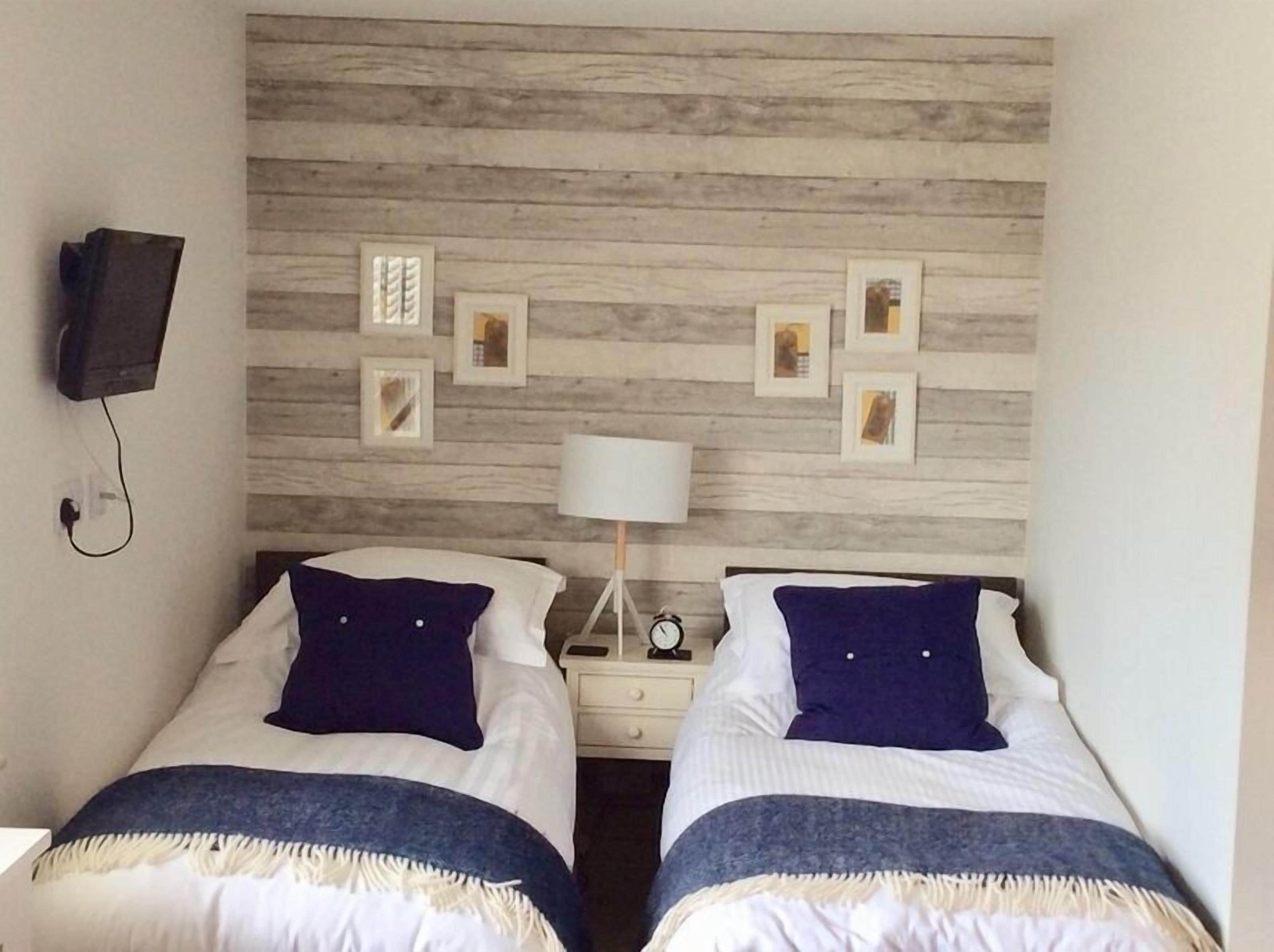 家庭客房 (Non Pet Friendly) | 熨斗/熨衫板、免費 Wi-Fi