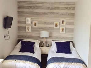 Tabla de planchar con plancha y wifi gratis