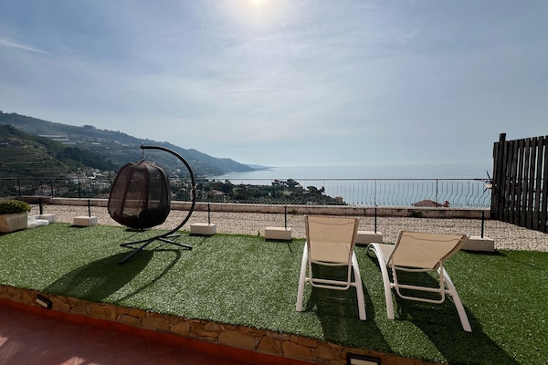 Basic Studio | Beach/ocean view