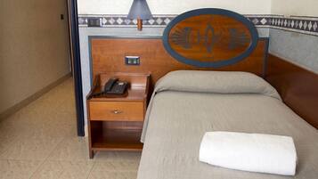 Minibar, coffres-forts dans les chambres, bureau, chambres insonorisées