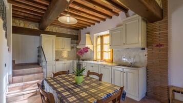 Familienapartment, 2 Schlafzimmer, Gartenblick | Innendetails