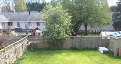 Lucy Star Home by Elevate Rooms