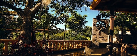 Exterior. Otrolado Lodge