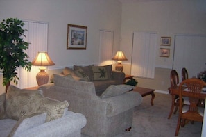 Living area - Lindfields 2891 (Kissimmee)