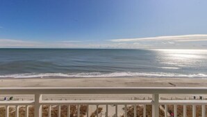 Basic Room | Balcony - Carolinian 731 (Myrtle Beach)