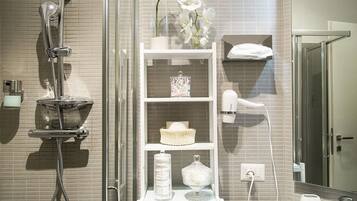 Banheiro | Produtos de toalete grátis, sabonete, shampoo, papel higiênico