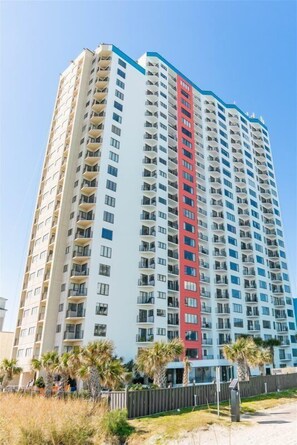 Front of property - The Palace 513 (Myrtle Beach)