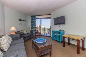 House | Living room | TV