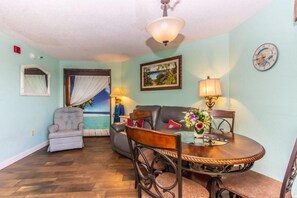 1 多间卧室、免费 WiFi、床单