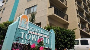 Front of property - Ocean Dunes 6044 (Myrtle Beach)