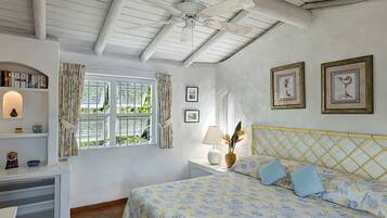 Deluxe Townhome, 3 Bedrooms, Non Smoking | 3 bedrooms, free WiFi, bed sheets