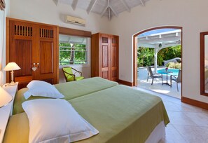 3 bedrooms, free WiFi, bed sheets - Rock Ridge (Gibbes)