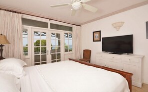 Deluxe Apartment, 3 Bedrooms, Non Smoking | 3 bedrooms, in-room safe, free WiFi, bed sheets - Summerlands 106 (Prospect)