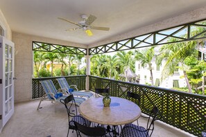 Deluxe Apartment, 2 Bedrooms, Non Smoking | Balcony - Beacon Hill 303 (Mullins)