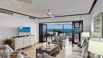 Apartemen, 3 kamar tidur, Bebas Asap Rokok | Area keluarga | TV layar datar