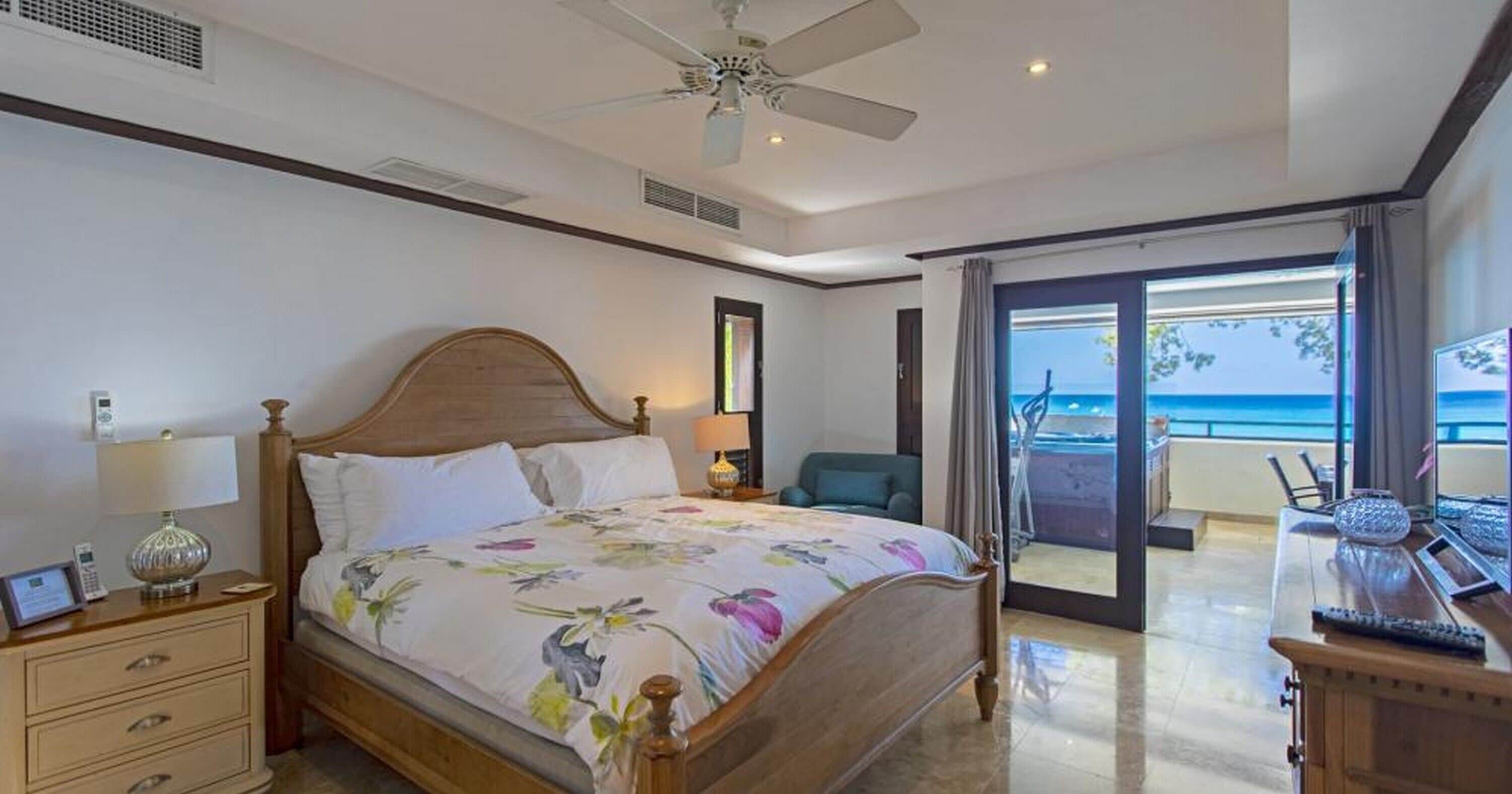 Apartemen, 3 kamar tidur, Bebas Asap Rokok | 3 kamar tidur, brankas, dan didekorasi berbeda-beda