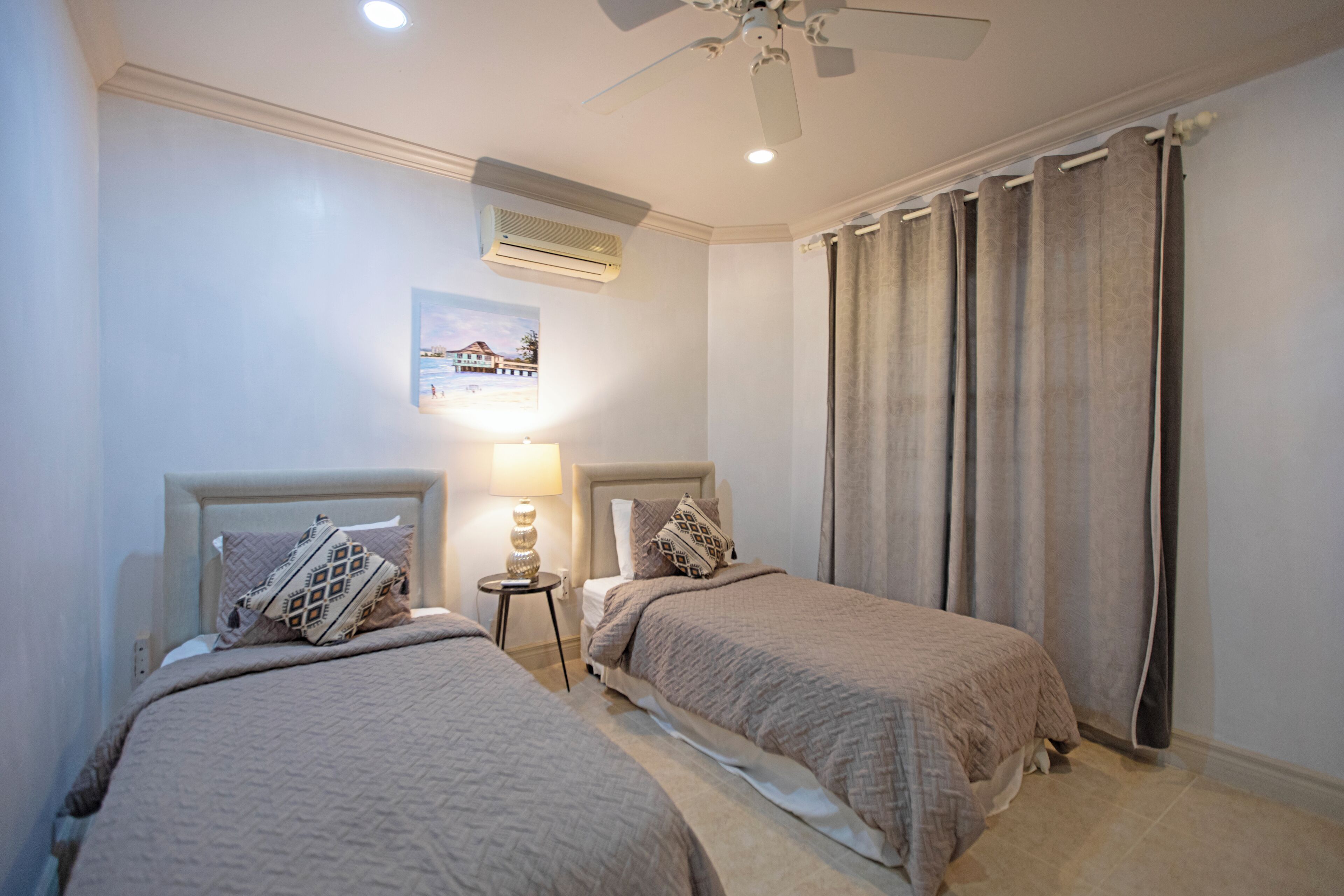 2 bedrooms, individually decorated, individually furnished