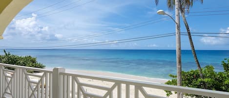 Appartement Deluxe, 2 chambres, non-fumeur | Vue sur la plage/l’océan