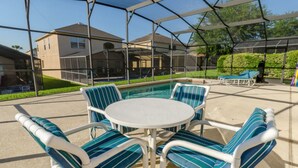 House, 4 Bedrooms | Terrace/patio