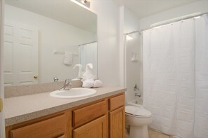 Casa, 4 habitaciones | Baño