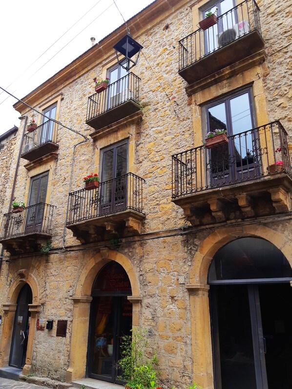 Exterior - Antico Palazzo (Piazza Armerina)