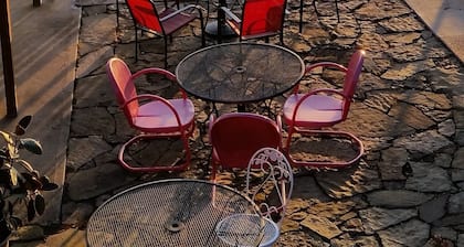 Pointe West Resort Motel