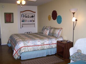 Premium bedding, individually furnished, blackout drapes