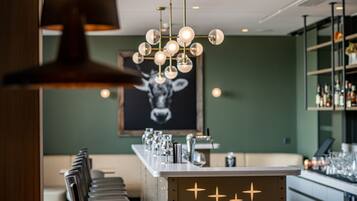 Bar (in der Unterkunft)