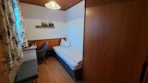 2 Schlafzimmer, Internetzugang, Bettwäsche