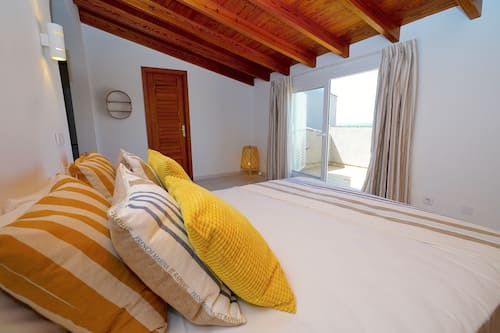 Apartment, 4 Bedrooms, Terrace, Sea View | Individually decorated, individually furnished, desk, laptop workspace