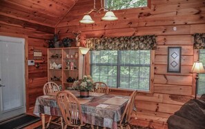 House | In-room dining