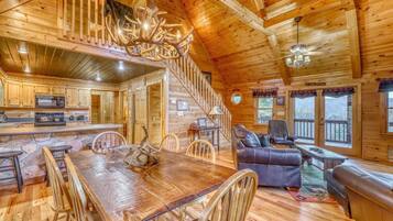 House | Private kitchen | Fridge, microwave, stovetop, dishwasher