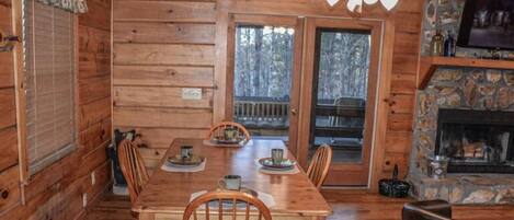 House | Private kitchen | Stovetop, dishwasher, coffee/tea maker, cookware/dishes/utensils