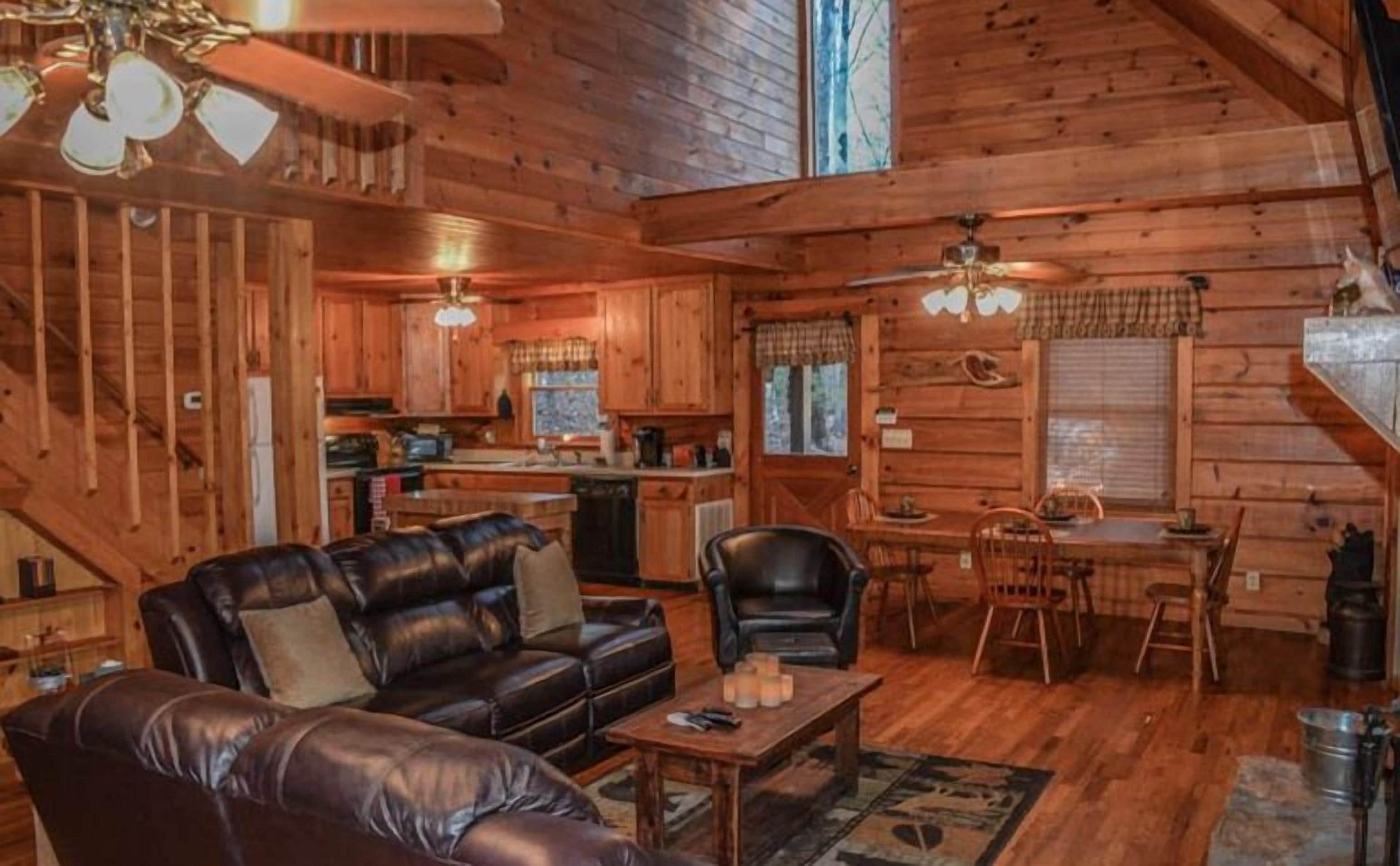 House | Living room | TV, fireplace