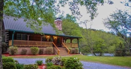 Toccozy Cabin Retreat