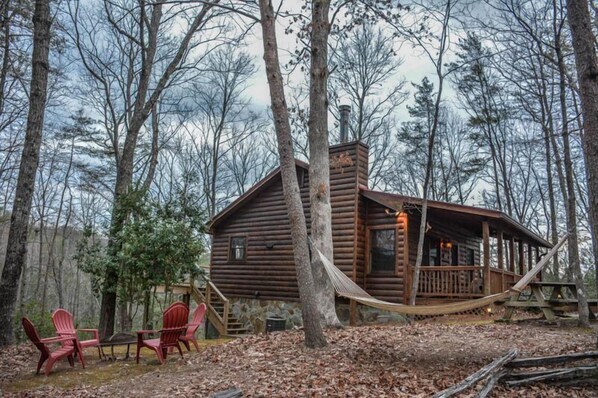 Front of property - Amazing Grace (Blue Ridge)