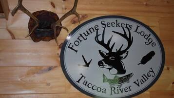 House | 2 bedrooms, desk, free WiFi