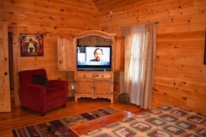 Casa | 4 habitaciones, escritorio, tabla de planchar con plancha y wifi gratis 