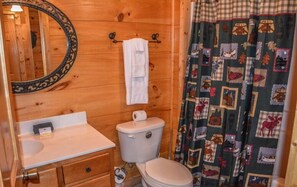 บ้านพัก | ห้องน้ำ | ยาสระผม, กระดาษชำระ