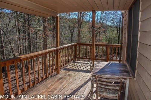 Kingdom Cabin 1
