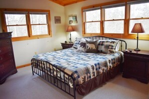 Nhà | 3 phòng ngủ, bàn, truy cập Internet không dây miễn phí