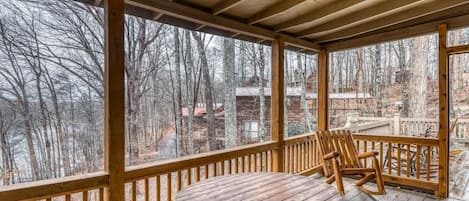 House | Balcony