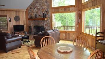 House | In-room dining