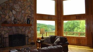 House | Living area | Flat-screen TV, fireplace