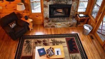 House | Living area | Flat-screen TV, fireplace