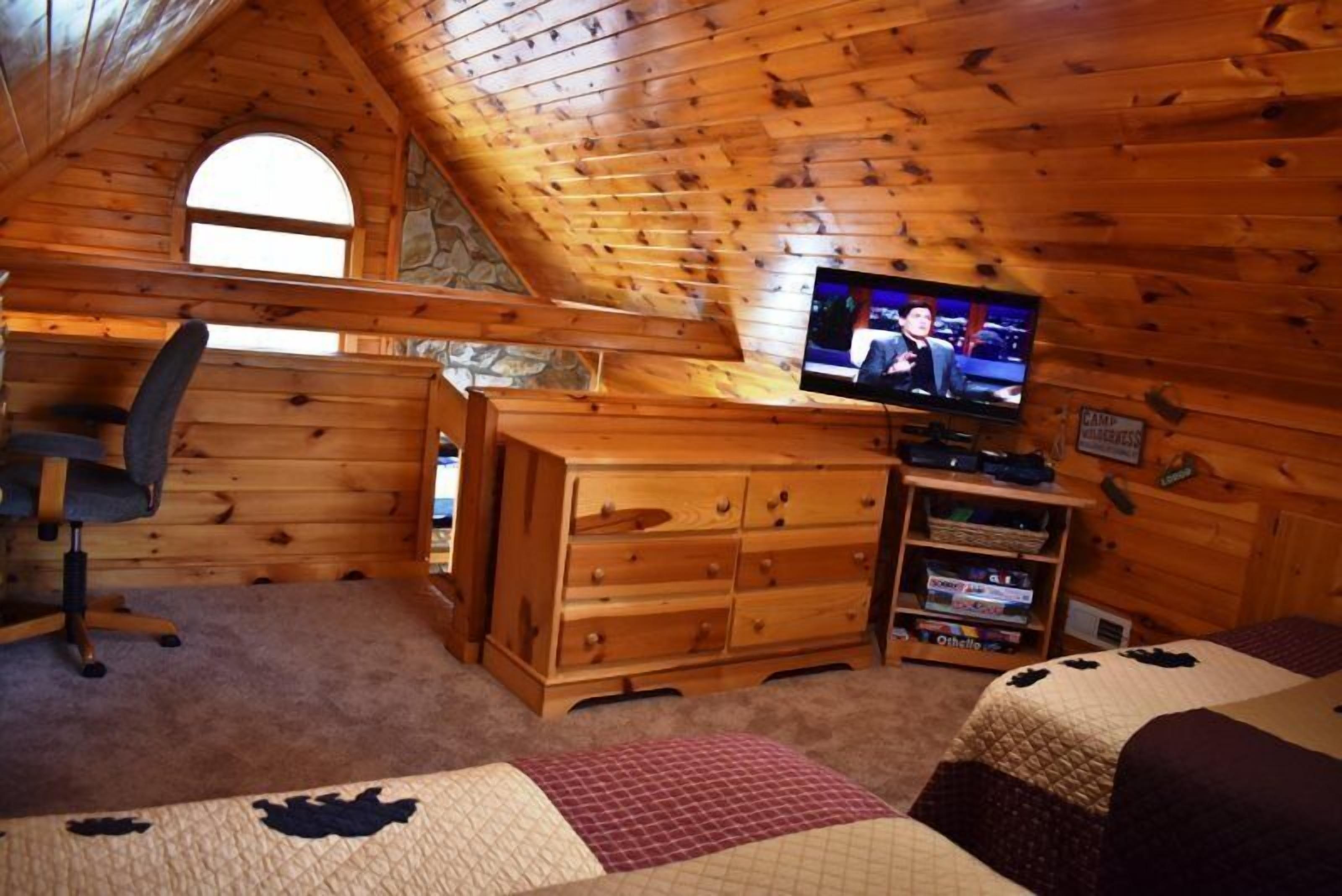 House | 2 bedrooms, desk, free WiFi